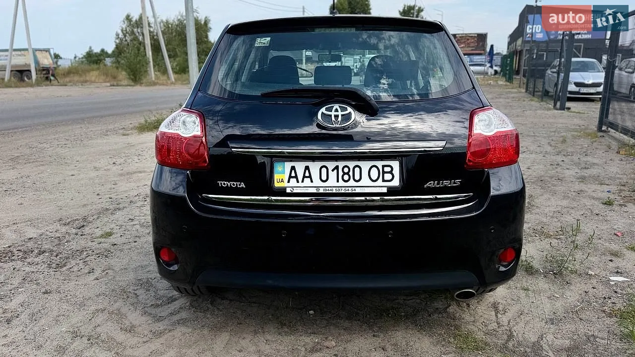 2010 Toyota Auris - мініатюра 8