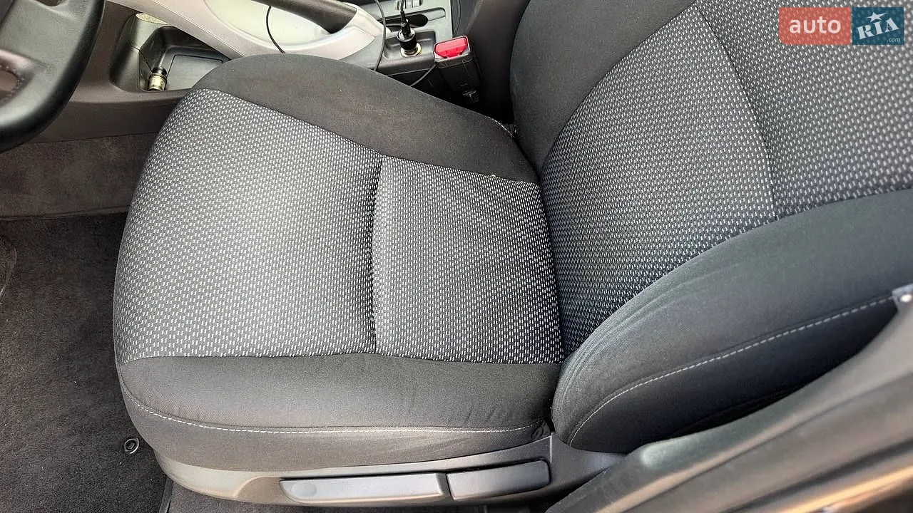 2010 Toyota Auris - мініатюра 15