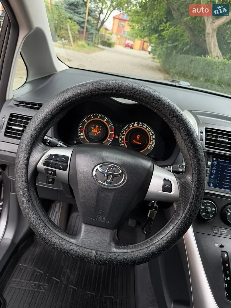 2011 Toyota Auris - мініатюра 8