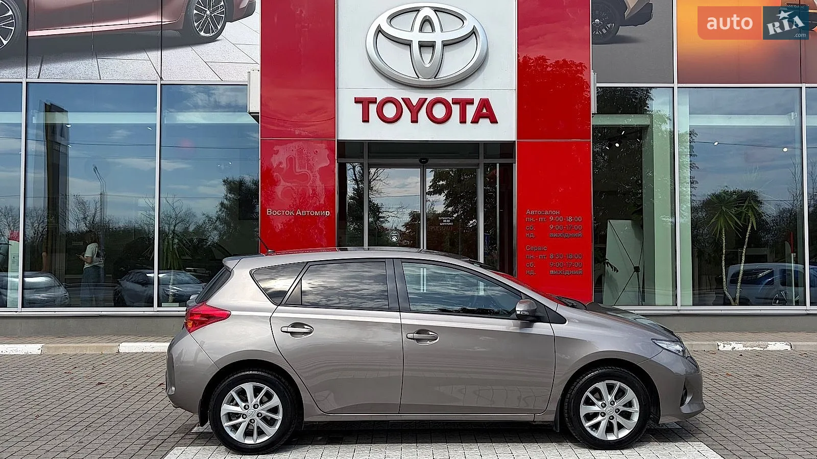 2012 Toyota Auris - мініатюра 17
