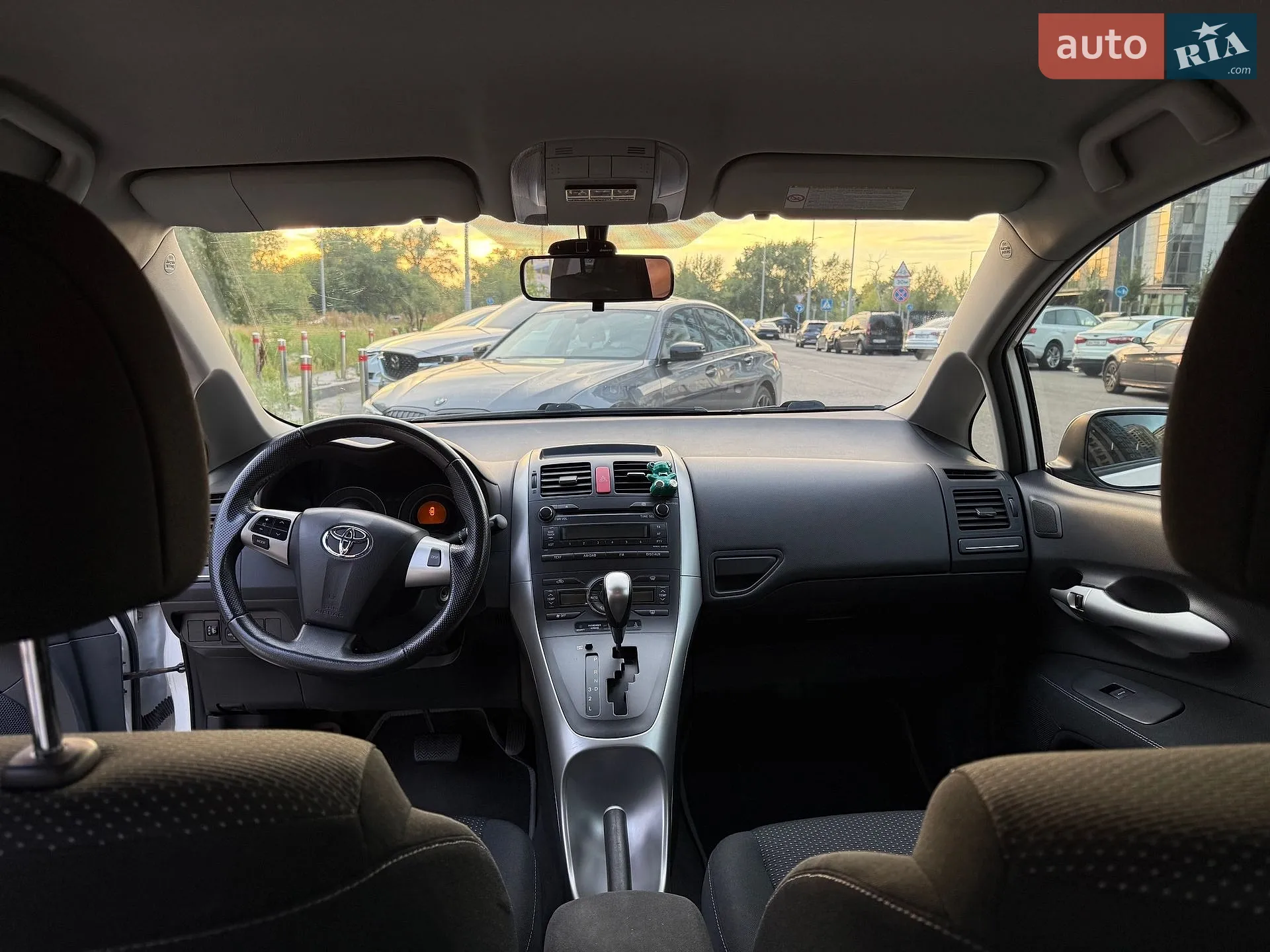 2012 Toyota Auris - мініатюра 13