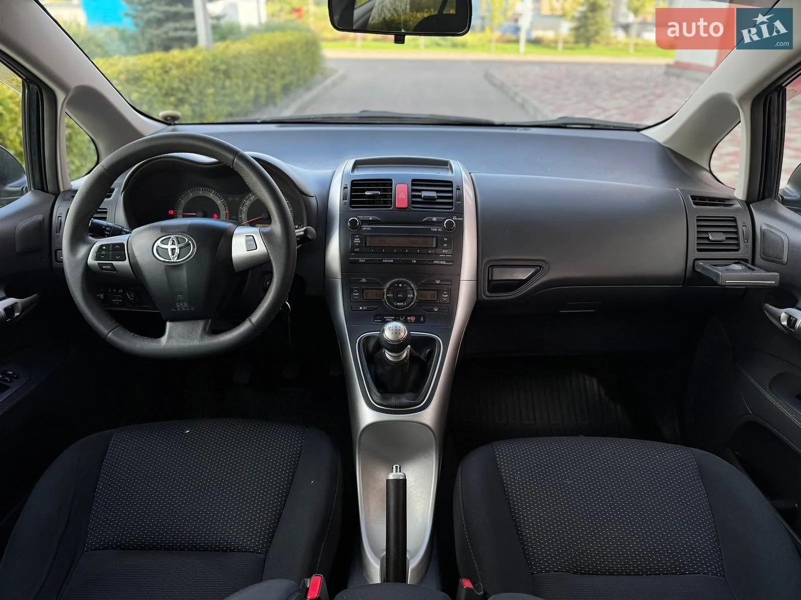 2012 Toyota Auris - мініатюра 15