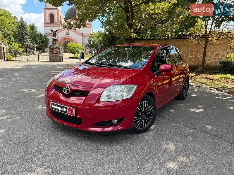 Toyota Auris