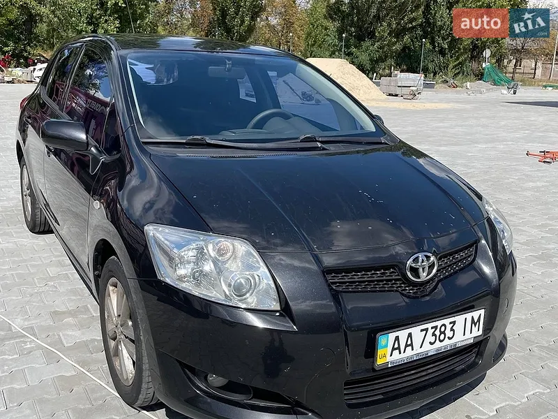Toyota Auris 2009