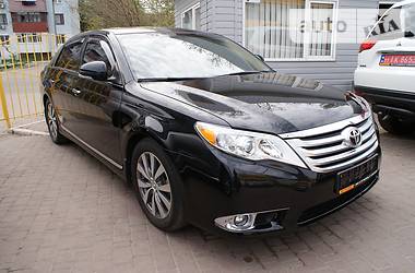 Седан Toyota Avalon 2011 в Одесі