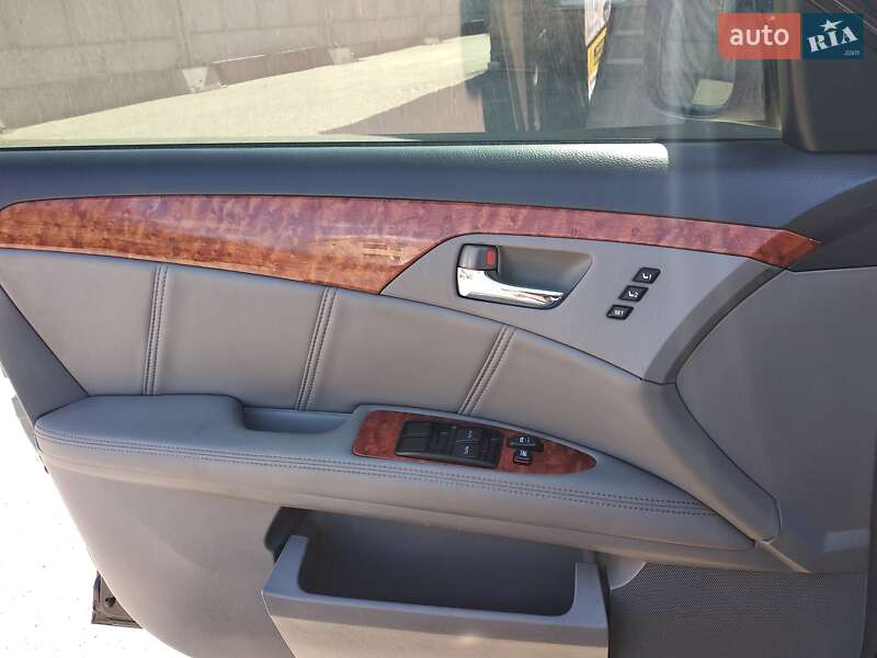 Седан Toyota Avalon 2007 в Черкассах