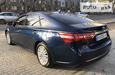 Седан Toyota Avalon 2013 в 