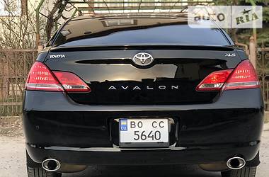 Седан Toyota Avalon 2006 в 