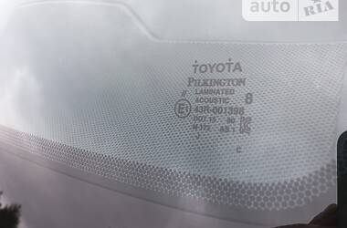 Седан Toyota Avalon 2019 в Ровно