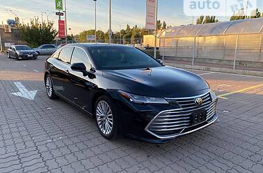 Седан Toyota Avalon 2018 в Благовещенском