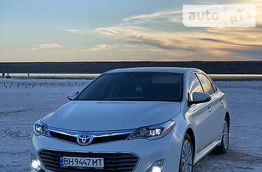 Седан Toyota Avalon 2014 в Одессе