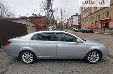 Седан Toyota Avalon 2006 в Харкові