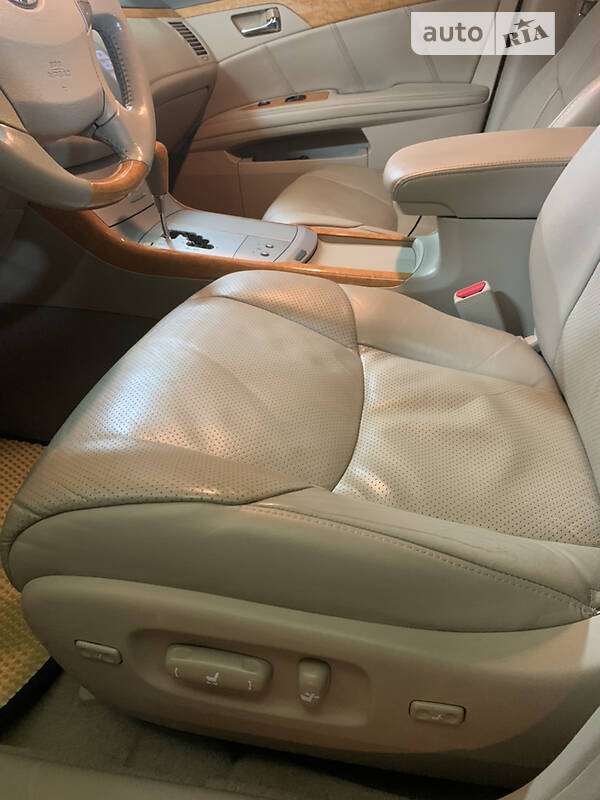 Седан Toyota Avalon 2007 в Киеве