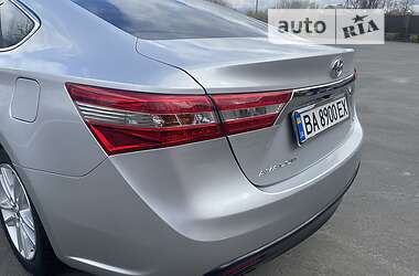 Седан Toyota Avalon 2013 в Благовіщенську