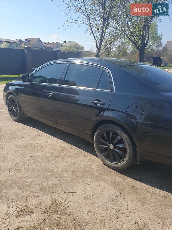 Седан Toyota Avalon 2007 в Києві