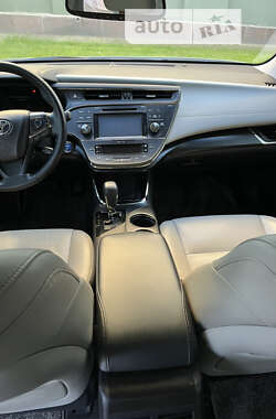 Седан Toyota Avalon 2016 в 