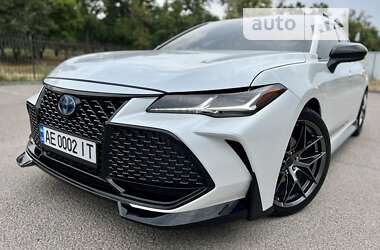 Седан Toyota Avalon 2021 в 