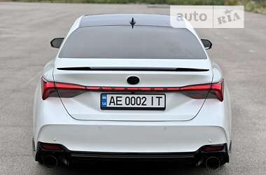 Седан Toyota Avalon 2021 в 