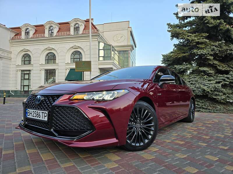 Toyota Avalon 2019