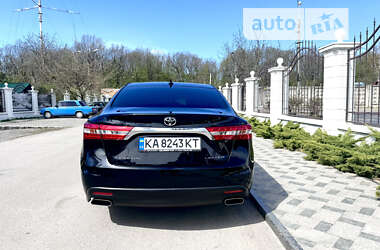 Седан Toyota Avalon 2013 в Виннице