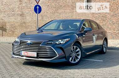 Седан Toyota Avalon 2019 в Одессе