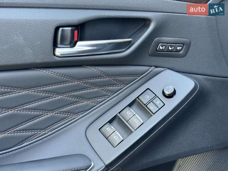 Седан Toyota Avalon 2020 в Одесі