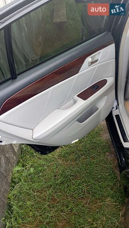 Седан Toyota Avalon 2007 в Куликівці