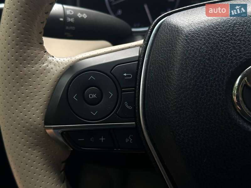 Седан Toyota Avalon 2018 в Одессе