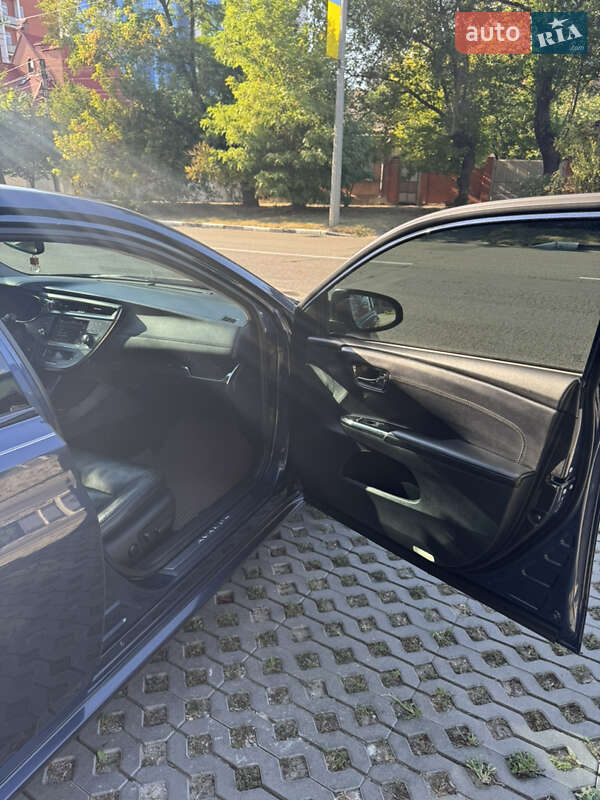 Седан Toyota Avalon 2014 в Харкові