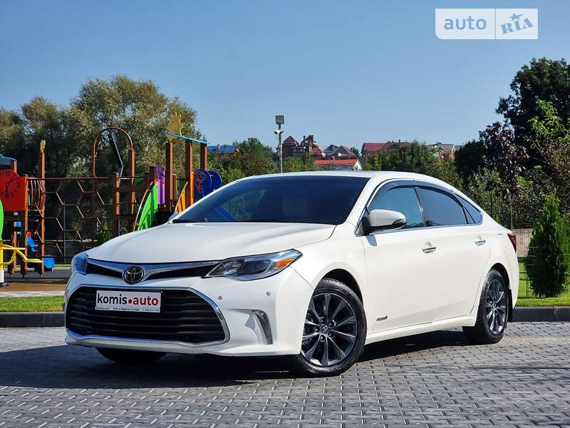 Toyota Avalon 2016