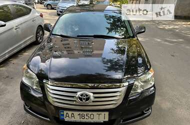 Седан Toyota Avalon 2007 в Киеве