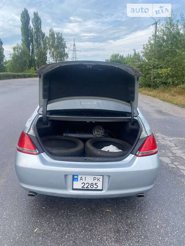 Седан Toyota Avalon 2005 в Виннице