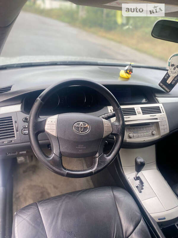 Седан Toyota Avalon 2005 в Виннице
