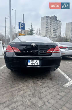 Седан Toyota Avalon 2005 в Києві