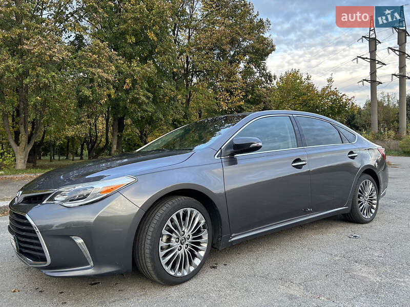 Toyota Avalon 2016