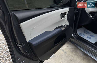 Седан Toyota Avalon 2013 в Ивано-Франковске