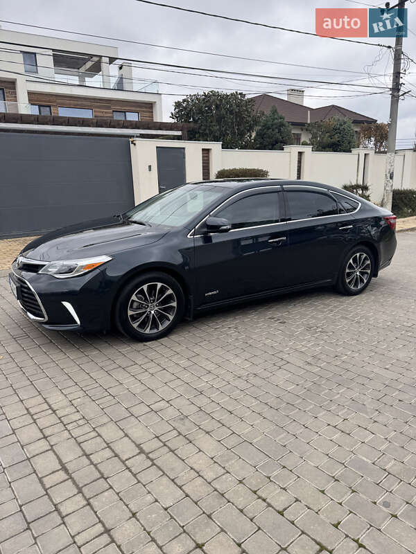 Toyota Avalon 2015