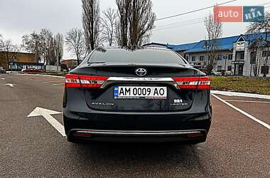 Седан Toyota Avalon 2015 в Житомирі