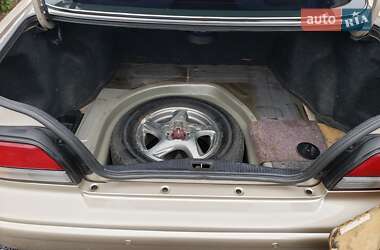 Седан Toyota Avalon 1997 в Одессе