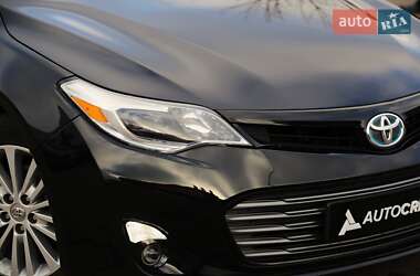 Седан Toyota Avalon 2013 в Киеве