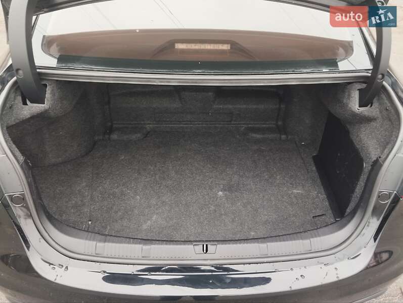 Седан Toyota Avalon 2014 в Запорожье