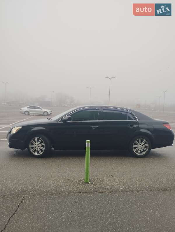 Седан Toyota Avalon 2006 в Одессе