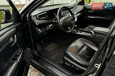 Седан Toyota Avalon 2015 в 