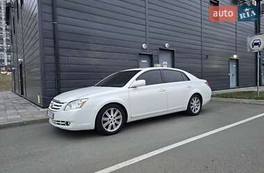 Седан Toyota Avalon 2006 в Києві