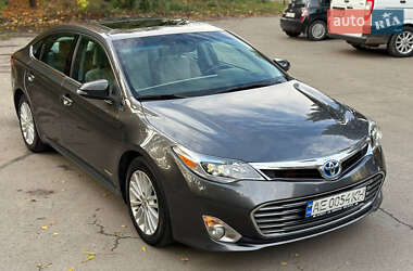 Седан Toyota Avalon 2014 в 