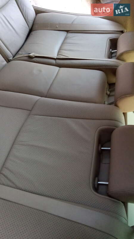 Седан Toyota Avalon 2007 в Ківерцях