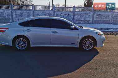 Седан Toyota Avalon 2013 в 