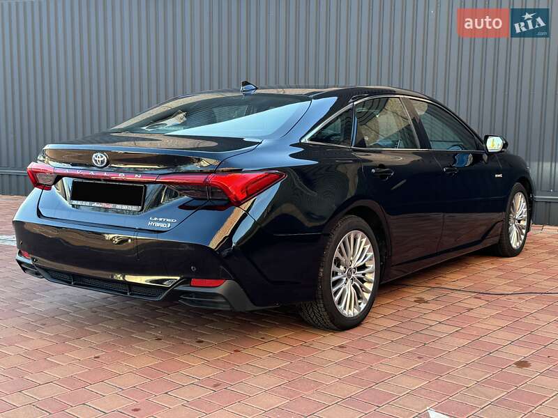 Седан Toyota Avalon 2020 в Одесі