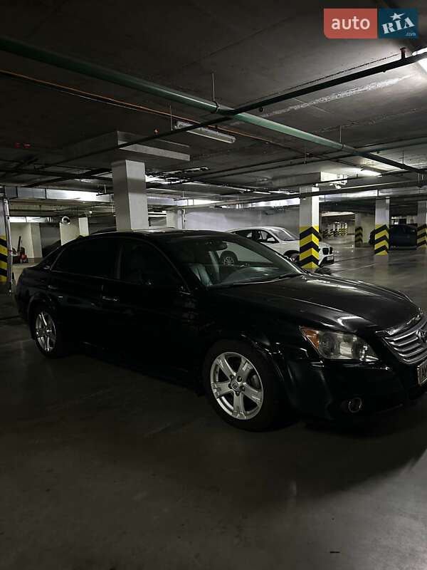 Седан Toyota Avalon 2008 в Києві