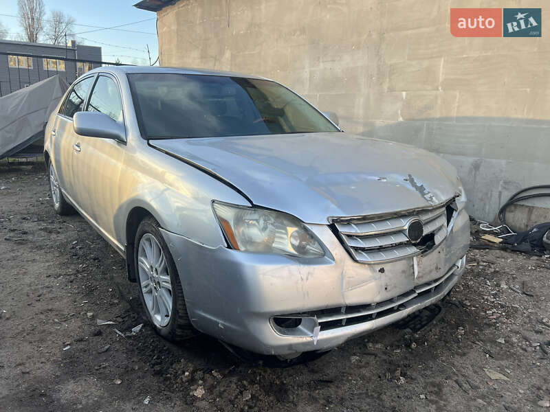 Седан Toyota Avalon 2006 в 